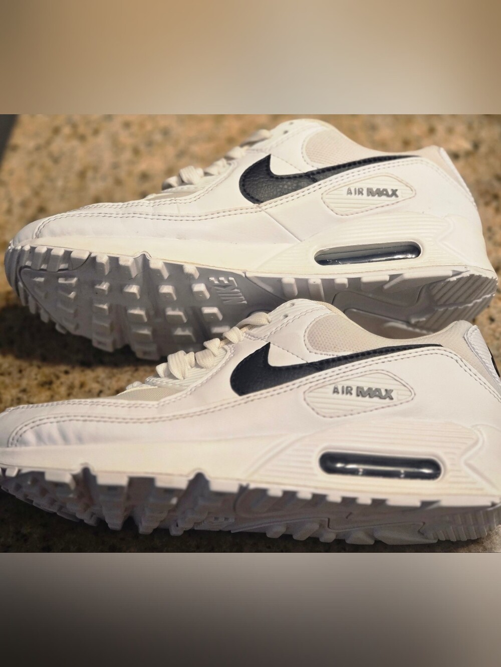 Nike Air Max White  Sneakers with Black Swoosh Womens 9 - Picture 13 of 16